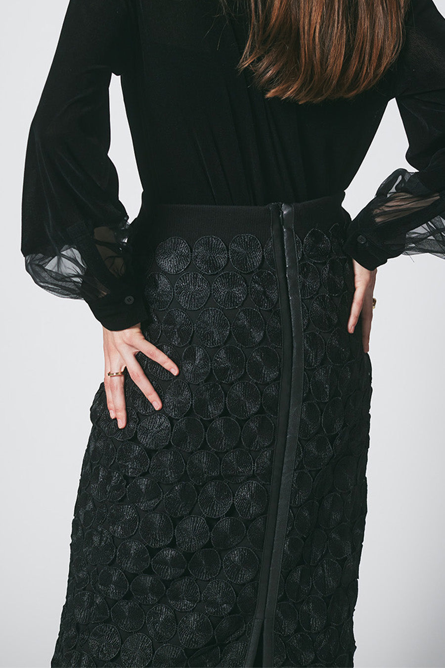 Round Pattern Lace Skirt – aula-tokyo