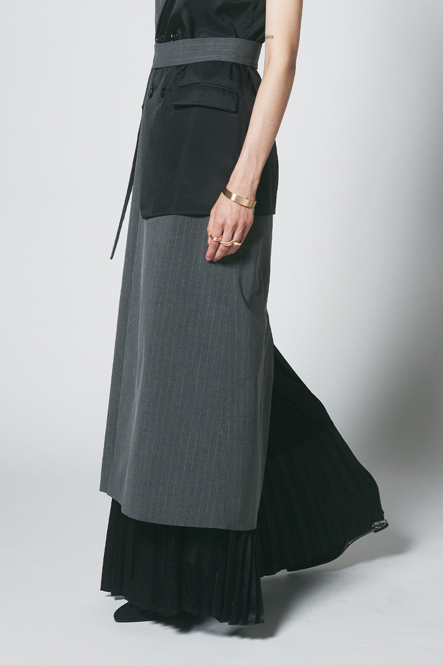 Multi Texture Pleated Pants